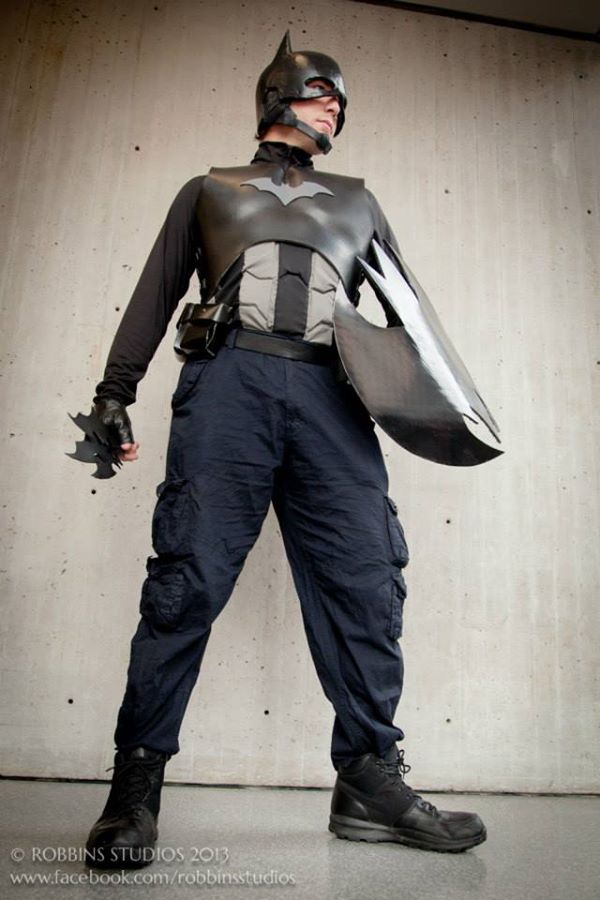 Best Cosplay of The Day: Batman America – Crustula